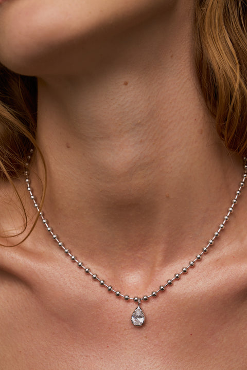 Cleo Pear Necklace