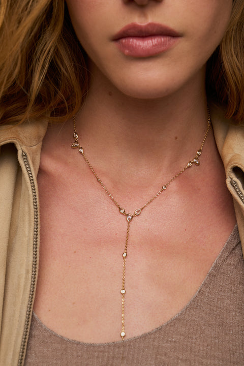 Aurora Lariat