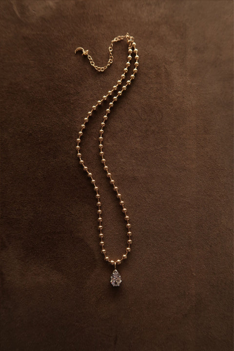 Cleo Pear Necklace